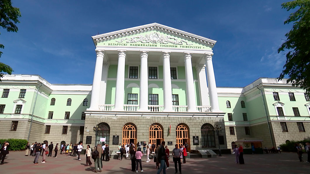  Благодарность Президента Беларуси объявлена отличившимся преподавателям и студентам
