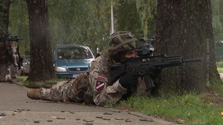 В Риге прошли учения по отражению возможного вторжения