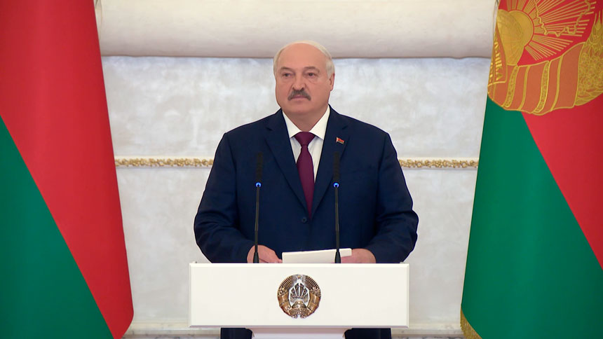 «Ждём ваших инициатив и проектов». Лукашенко принял верительные грамоты послов зарубежных стран