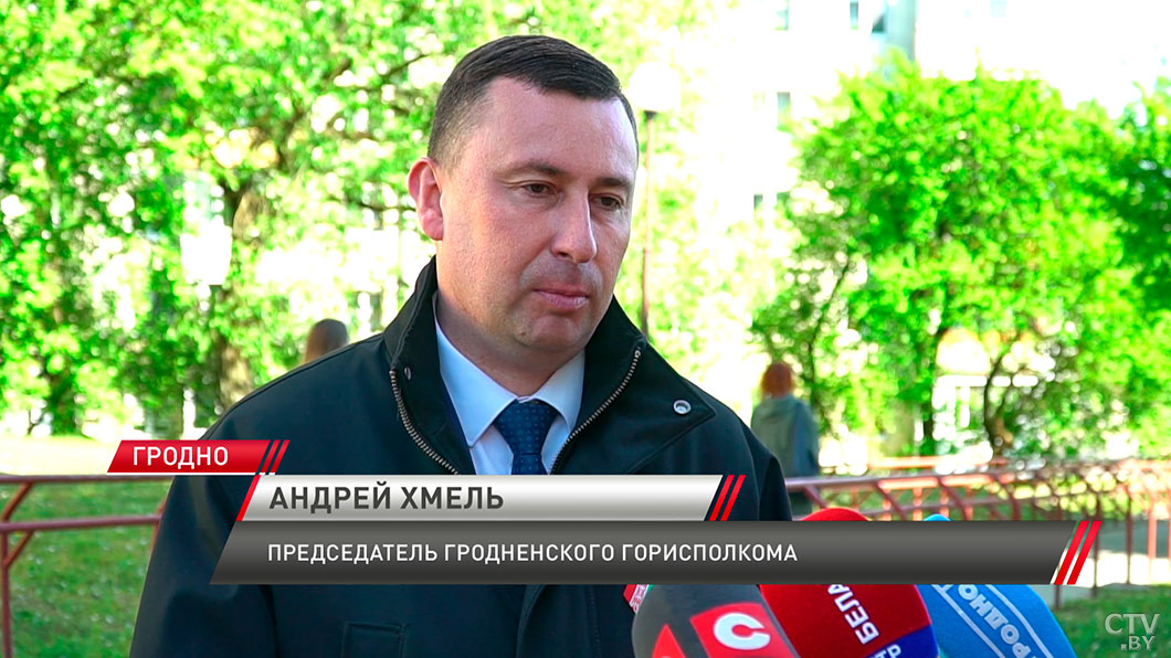 Юбилейная медаль и письмо от Президента! Как ветеранов в Гродно поздравили с годовщиной Великой Победы-12