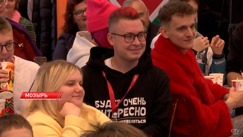 «Марафон единства» шагает по стране. Акцию принимает Мозырь-14 «Марафон единства» шагает по стране. Акцию принимает Мозырь-14
