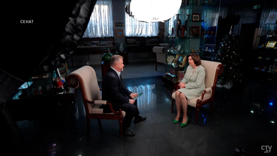 О международном сотрудничестве, обращениях граждан и поддержке белорусов. Большой разговор с Натальей Кочановой-11