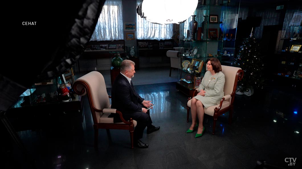 О международном сотрудничестве, обращениях граждан и поддержке белорусов. Большой разговор с Натальей Кочановой-15