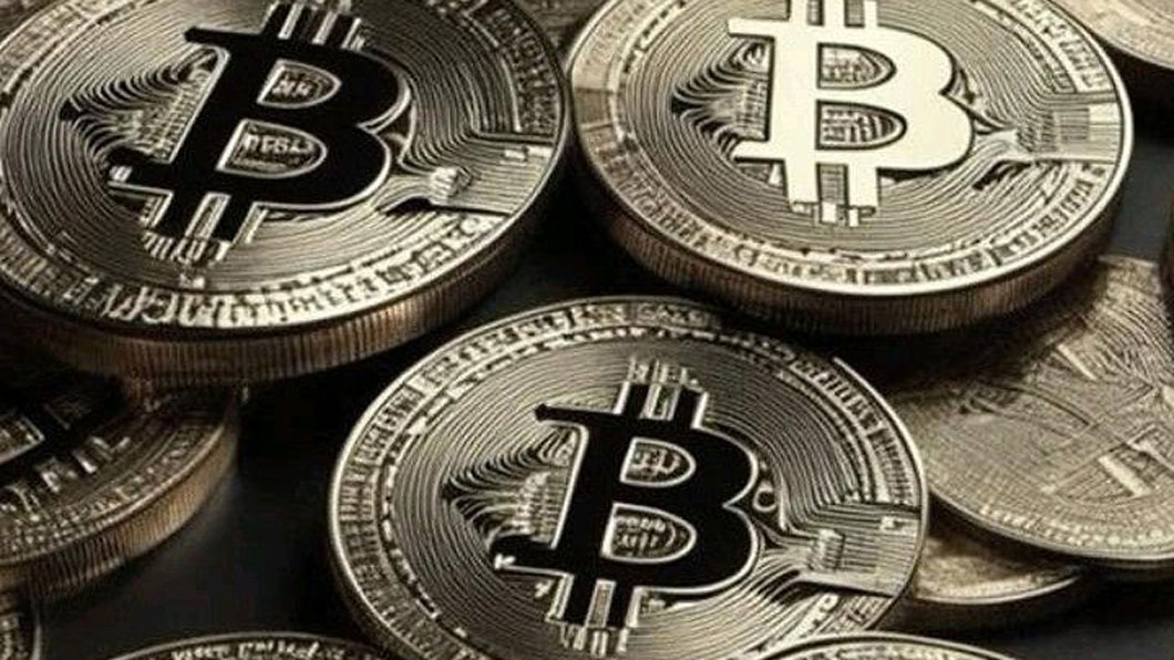 Биткоин поднялся выше $77 тыс