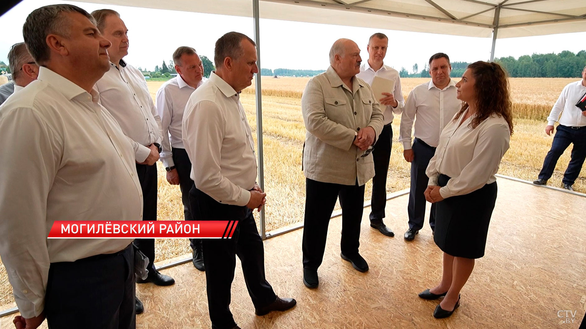 Лукашенко: хозяйства, которые успевают рассчитаться и не должны государству, надо поддерживать-12 Лукашенко: хозяйства, которые успевают рассчитаться и не должны государству, надо поддерживать-12