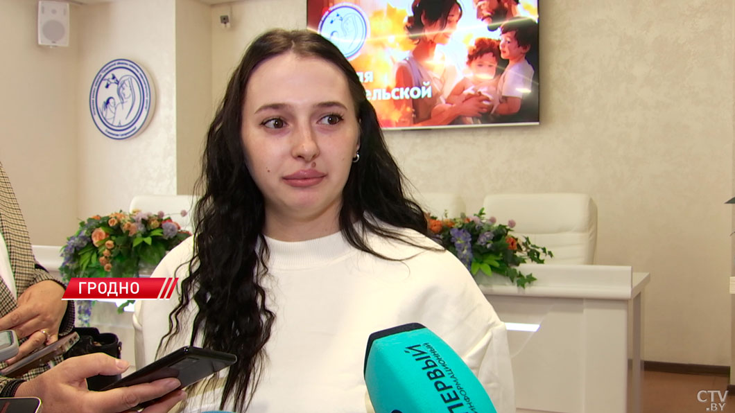 Семьи родившихся в Неделю родительской любви детей поздравили в Гродно-4