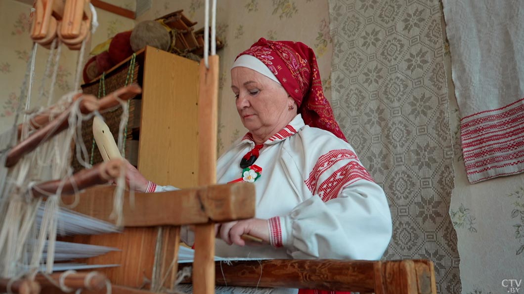 Жена обучает ткачеству, а муж плетет из лозы – познакомились с парой, которая возрождает ремесло предков-2