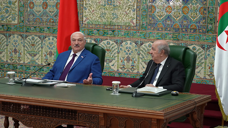 Можем на троих построить предприятия – Лукашенко о сотрудничестве с Алжиром и Оманом