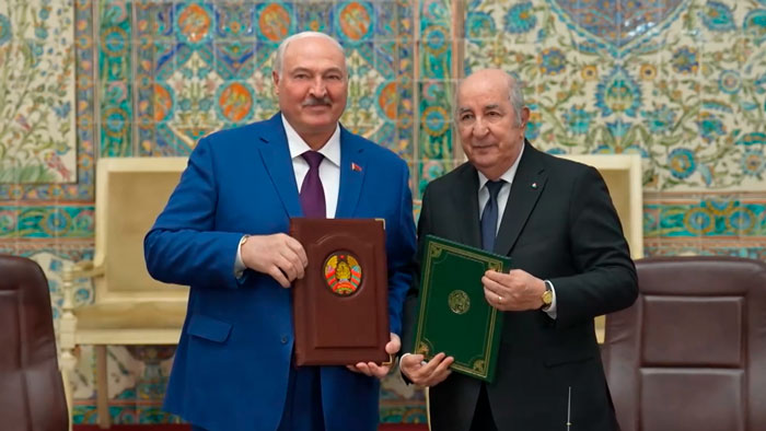 Беларусь и Алжир подписали меморандумы о сотрудничестве. Кузнецов рассказал о первых контрактах