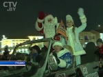 300 Дедов Морозов зажгли главные елки в Гродно