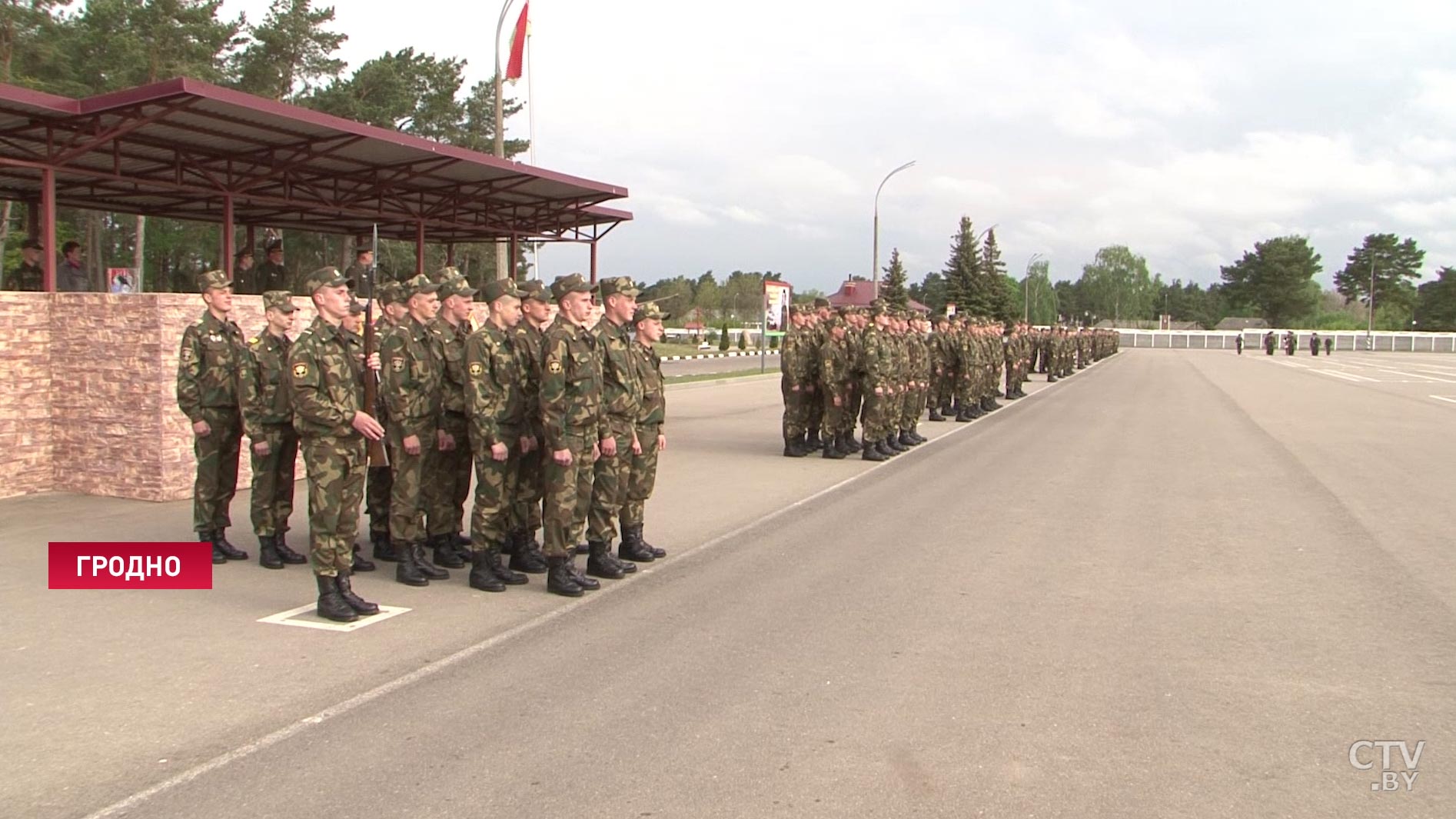 ДМБ-2019: больше 1000 солдат-срочников отправили в запас в Западном оперативном командовании-13