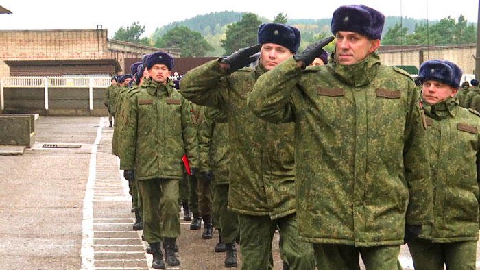 Дембель-2023 – в Беларуси началось увольнение в запас солдат-срочников