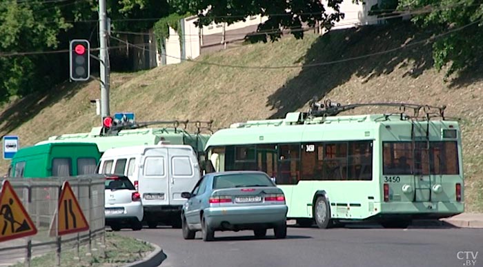 13 апреля Всемирный день рок-н-ролла. Чем ещё известна эта дата?-1