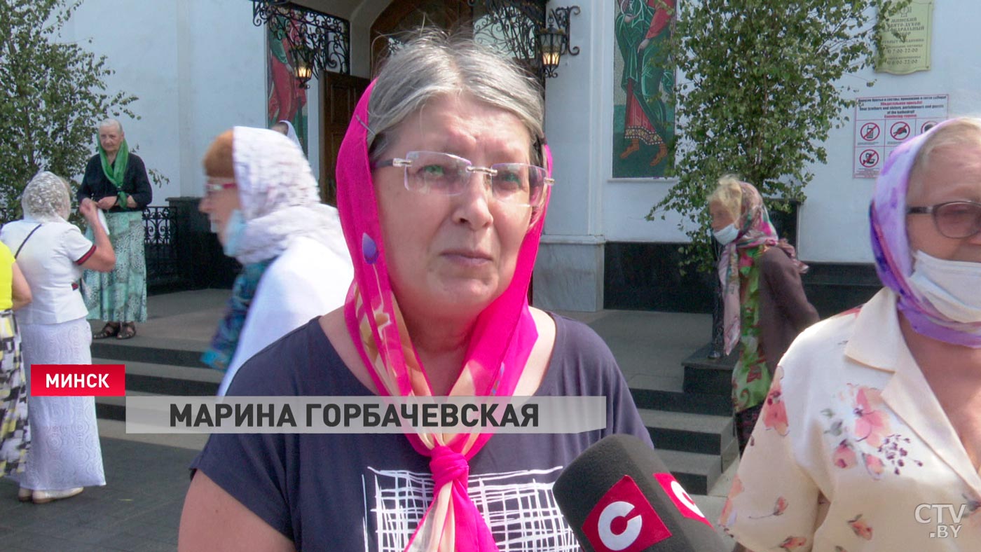 «Поздравляю всех вас». В день Святого Духа митрополит Вениамин возглавил Божественную литургию в минском соборе-4