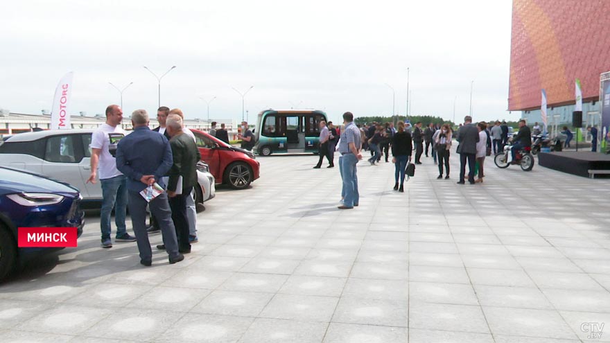 День электротранспорта отмечают в Беларуси. Тематическую выставку представят возле Национальной библиотеки-1