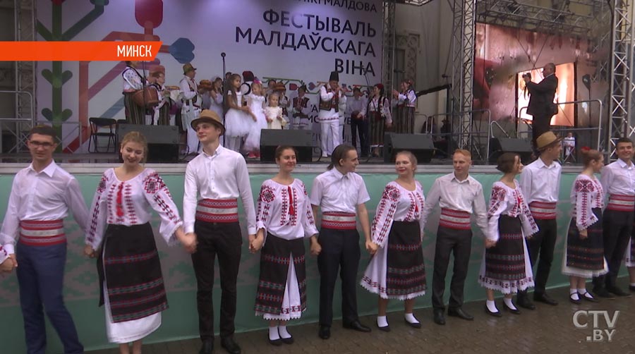 Сармале, плацинды и обычаи свадьбы «нунта»: как прошёл день культуры Молдовы в Минске-1