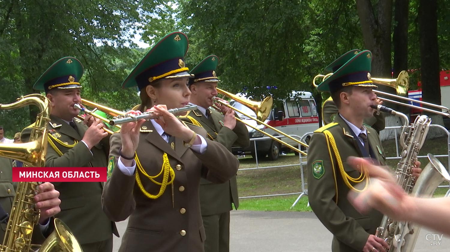 Пламя Победы в Витебске, гастрофестплощадка в Гродно и дефиле оркестра в Минской области. Яркие моменты Дня Независимости в регионах Беларуси-81