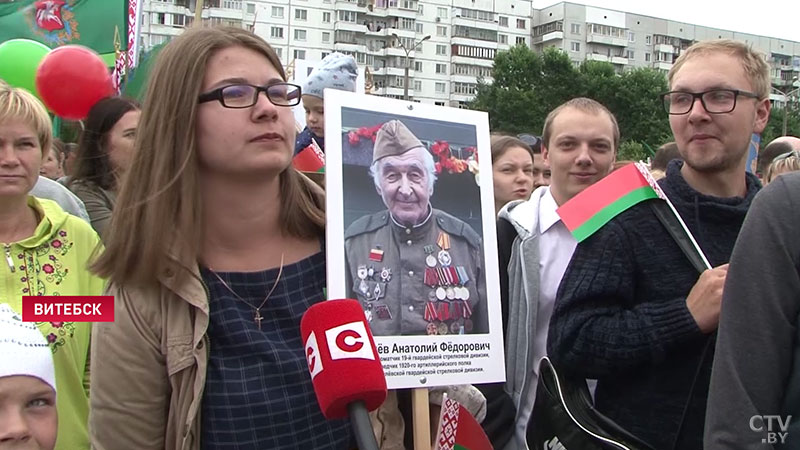 Зажжение огня у памятного знака «Орден Победы» и торжественный парад войск и техники: в Витебске празднуют  День Независимости-4