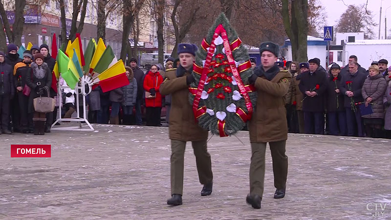 В Гомеле проходят торжества по случаю 75-й годовщины освобождения от немецко-фашистских захватчиков -1