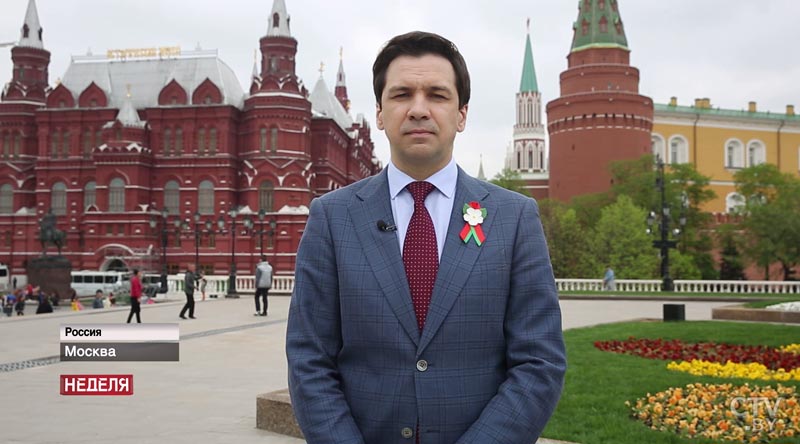 «Переполняют чувства, чувства гордости за нашу страну, за наш народ». Репортаж с площади Победы