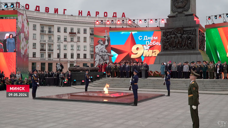 Не допустить Третьей мировой! Каким был День Победы у Президента: от парада в Москве до речи в Минске-28