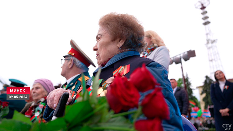 Не допустить Третьей мировой! Каким был День Победы у Президента: от парада в Москве до речи в Минске-49