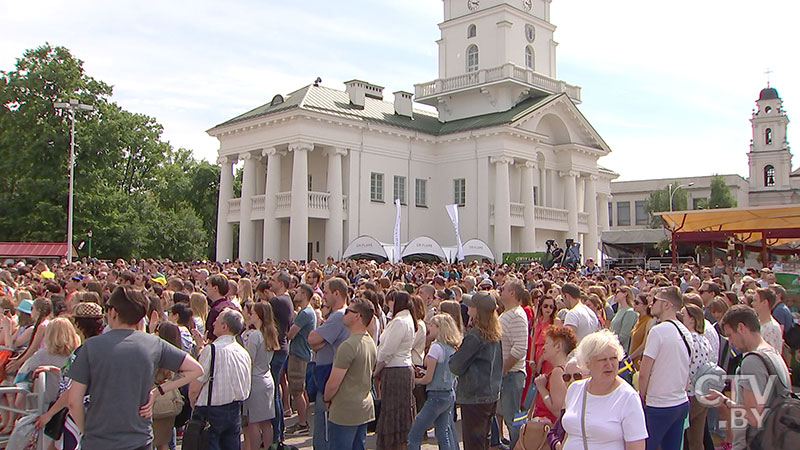 «Поездка в Швецию была мечтой всей жизни». Сотрудники телеканала СТВ выиграли тур по Скандинавии, победив в конкурсе «Швецыя побач» 