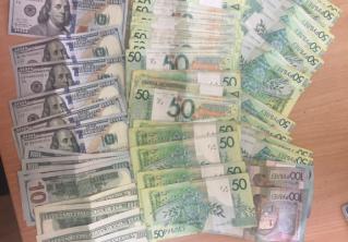 В Минске мужчина украл у соседа около 4 тысяч долларов на свадьбу сына