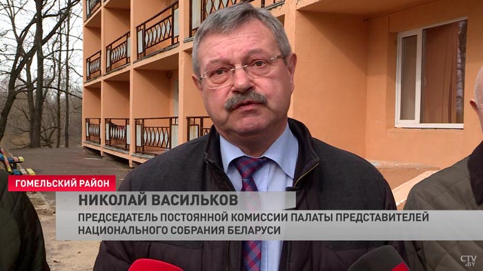 «Приложить максимум усилий, дабы морально поддержать в той беде». Николай Васильков рассказал о помощи украинцам-4