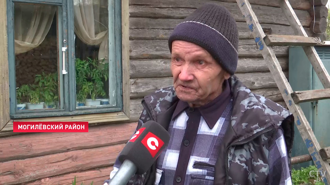 В этой деревне живёт всего один человек, и ему 80. Каково это и почему он не уезжает, рассказал он сам-13