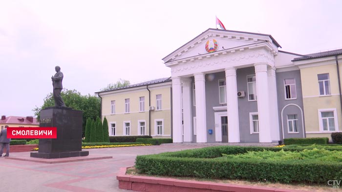 Два километра до взлётной полосы. Чем завершился поход к губернатору для жителей деревни, страдающих от шума самолётов-1