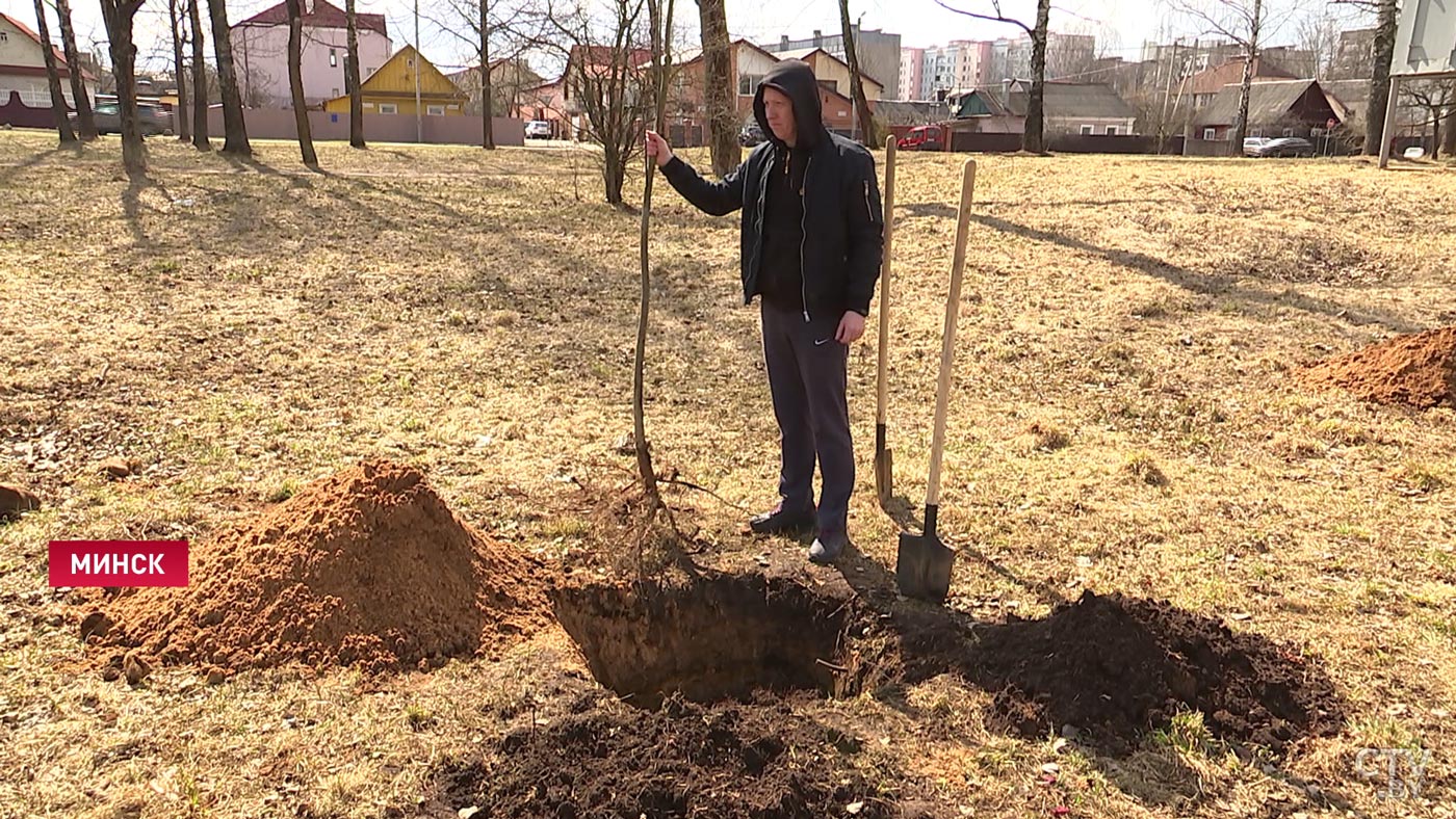 «Чтобы детки могли спокойно гулять». К акции «Неделя леса» присоединились правоохранители Первомайского района-1