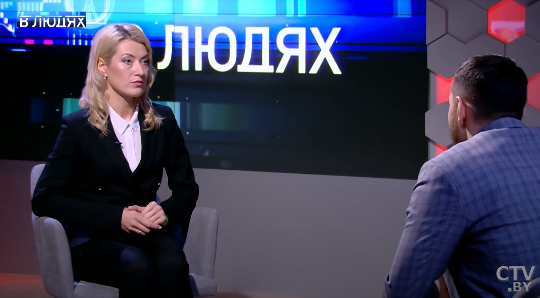 «Был стресс – как дальше жить, что с этим делать?» Юлия Артюх о том, как диагноз дочери мотивировал помогать людям-1