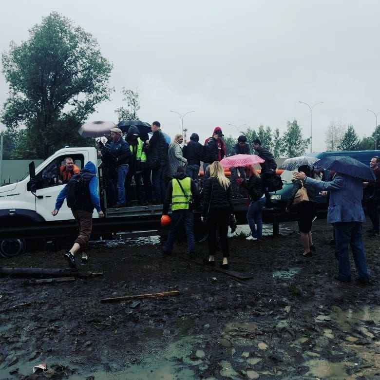 Воды по пояс. Затопление улиц в районе аэропорта Шереметьево в 11 фотографиях-13