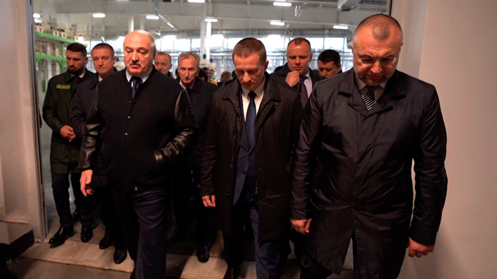 Лукашенко: «Не будет дисциплины трудовой, кадровой и технологической, не надо даже заниматься никакими вопросами»