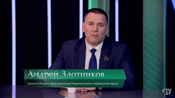 «Боюсь, не справятся с таким наплывом абитуриентов». Какое новшество введут для поступающих в колледжи?-4