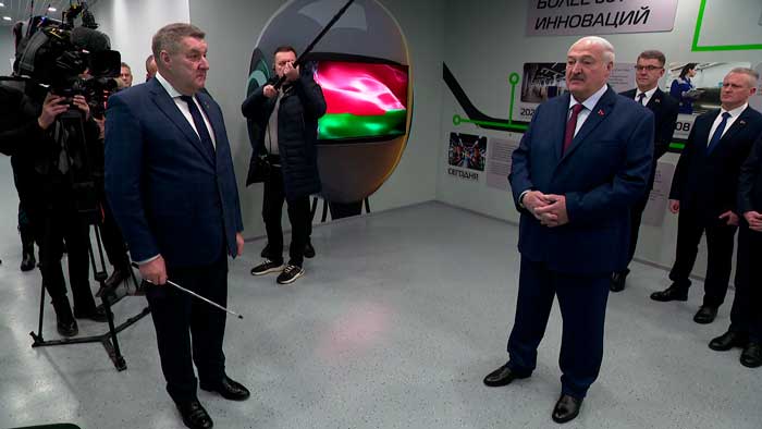 Александр Лукашенко поблагодарил «Горизонт» за сохранение социальной нагрузки