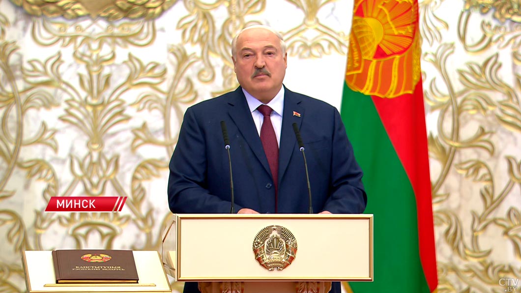 Лукашенко: на пороге нашего дома стоят натовские войска, а мы стояли и стоим, не поддаваясь на провокации-6