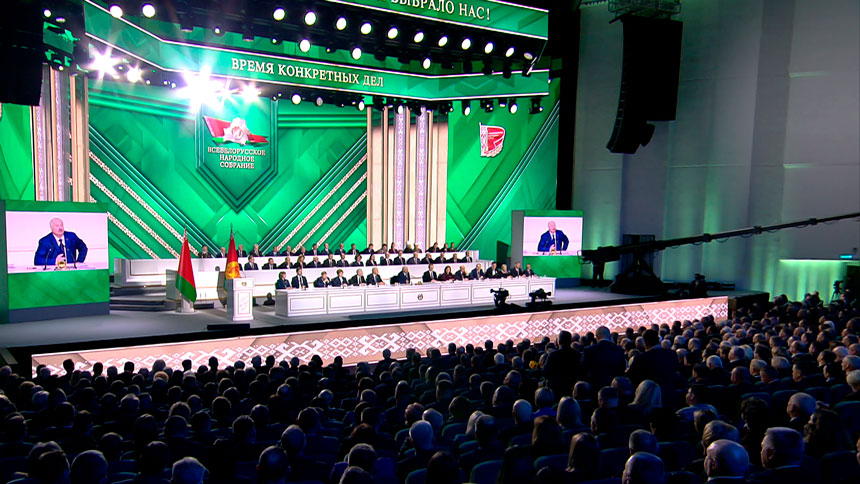 Лукашенко: всё идет к тому, что мы должны с Трампом встретиться и договориться