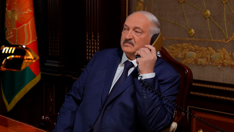 Лукашенко объявил 2026-й Годом белорусской женщины