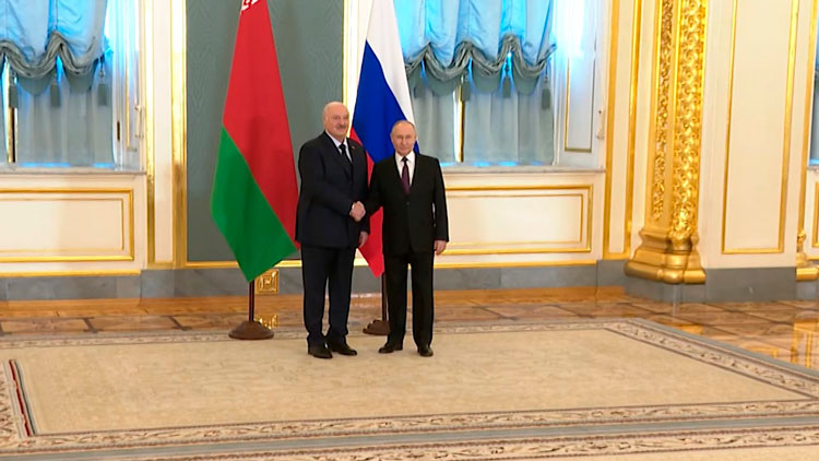 Лукашенко: если Китай и Россию опасаются, то на их союзников оказывается небывалое давление