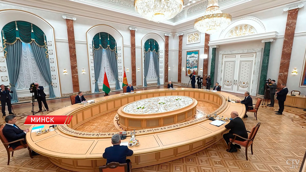 Лукашенко посоветовал Армении не спешить в ЕС-2