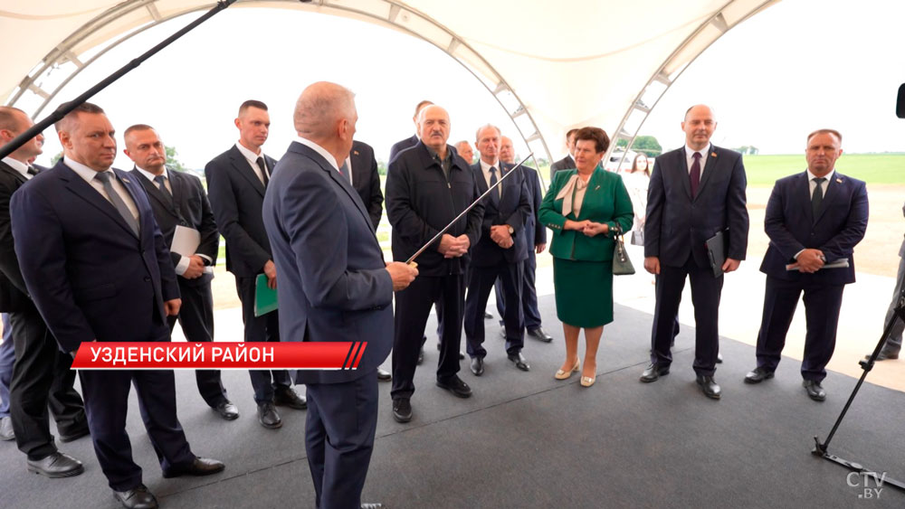 Генетика в АПК – коровы как с картинки? Лукашенко показали передовое хозяйство в окрестностях Минска-8 Генетика в АПК – коровы как с картинки? Лукашенко показали передовое хозяйство в окрестностях Минска-8