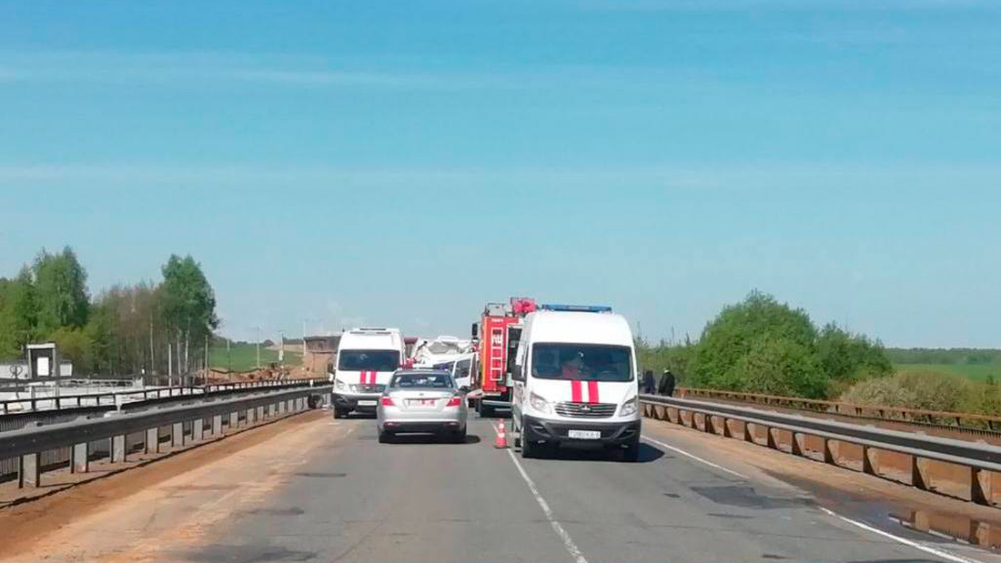 В ДТП в Могилёвской области под Чаусами погибли 3 человека и 2 пострадали