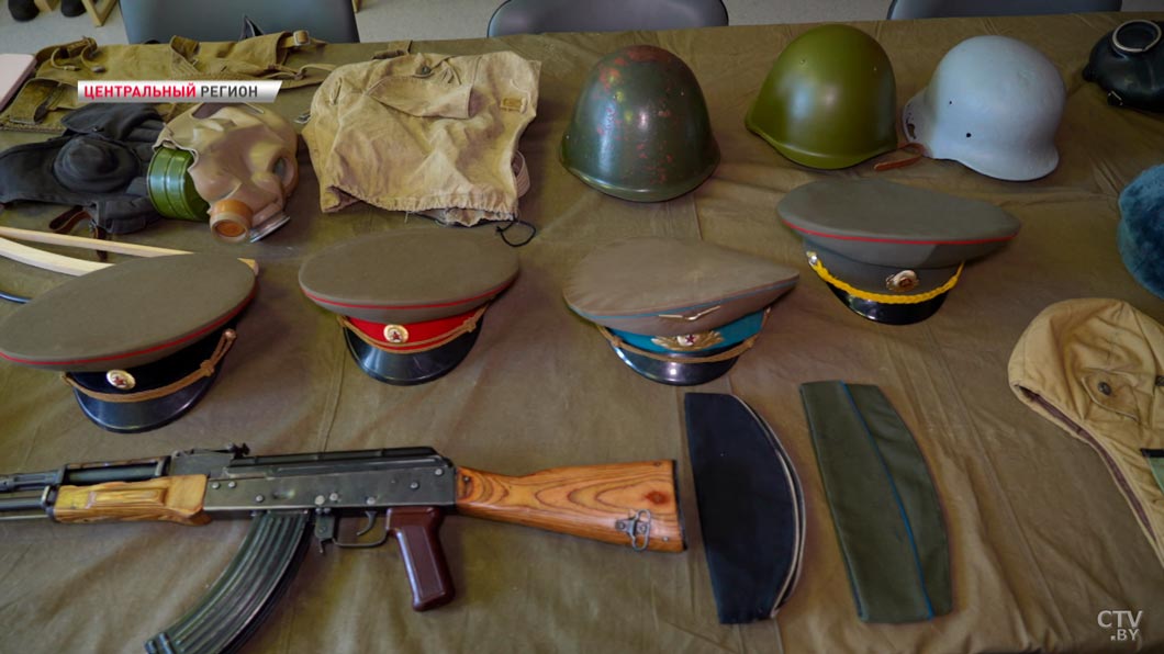 В этом школьном музее собрано около 400 экспонатов времён войны. Узнали, как жители Смолевичей сражались с гитлеровцами-2
