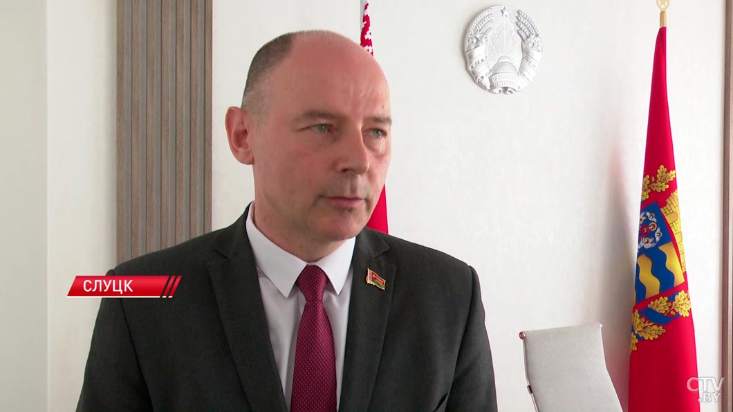 Алексей Кушнаренко провёл личный приём граждан в Слуцке-4