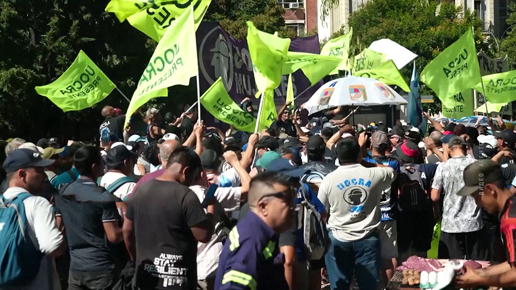 В Аргентине продолжаются протесты из-за трудовой реформы