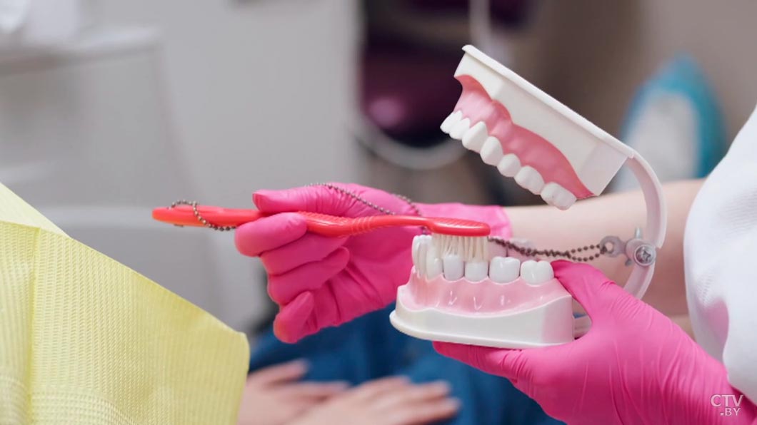 Почему дёсны начинают кровоточить? Стоматолог назвала основные причины -6 Почему дёсны начинают кровоточить? Стоматолог назвала основные причины -6