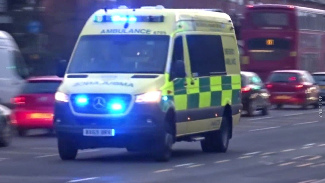 Ждала скорую 10 дней. Пенсионерка в Британии скончалась у себя дома, так и не получив медпомощь