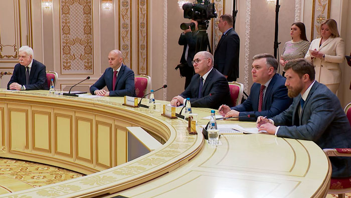 Лукашенко: мы поставим Калининградской области нужное количество продуктов питания, в том числе и картошки